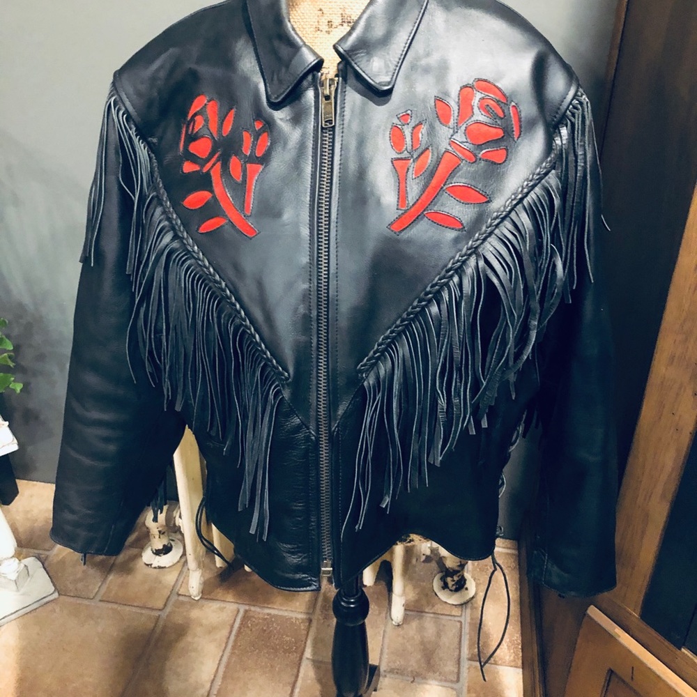Women biker jacket with liner